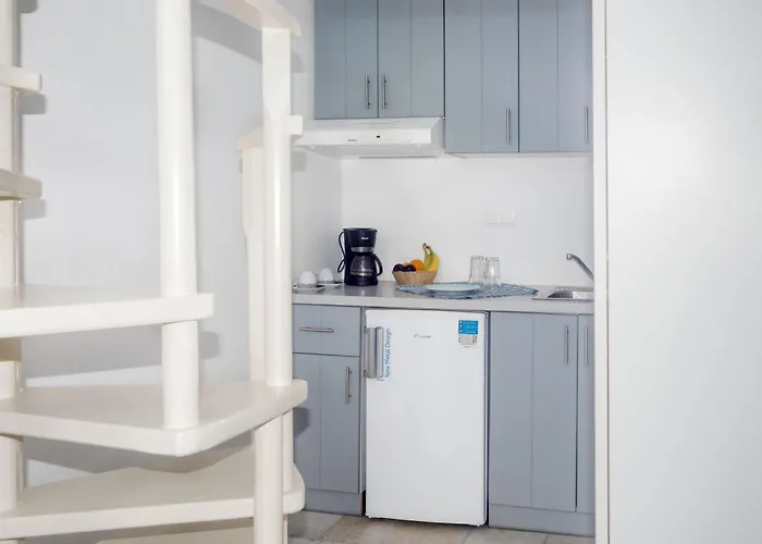 Depis & Apartment Naxos City